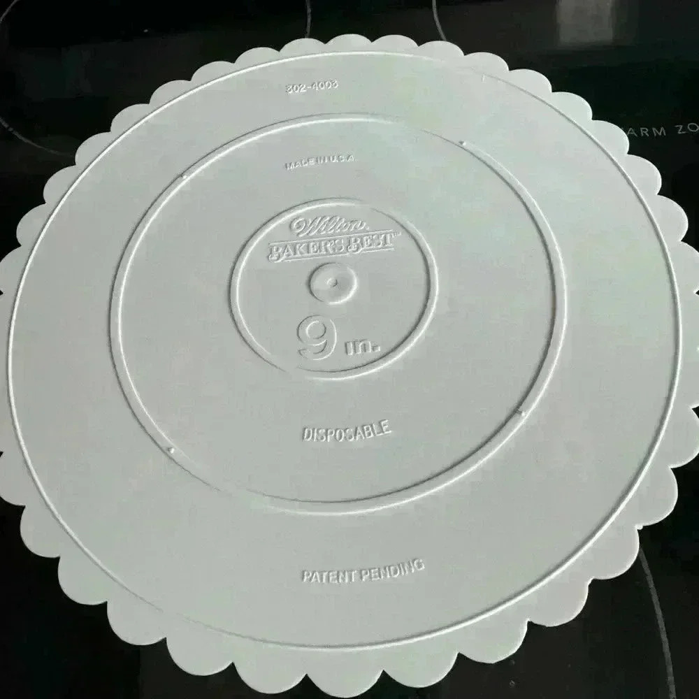 Wilton vintage acrylic cake stand.  9inches
